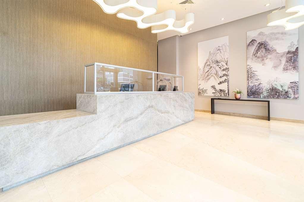 Tryp Guayaquil Hotel Exterior photo