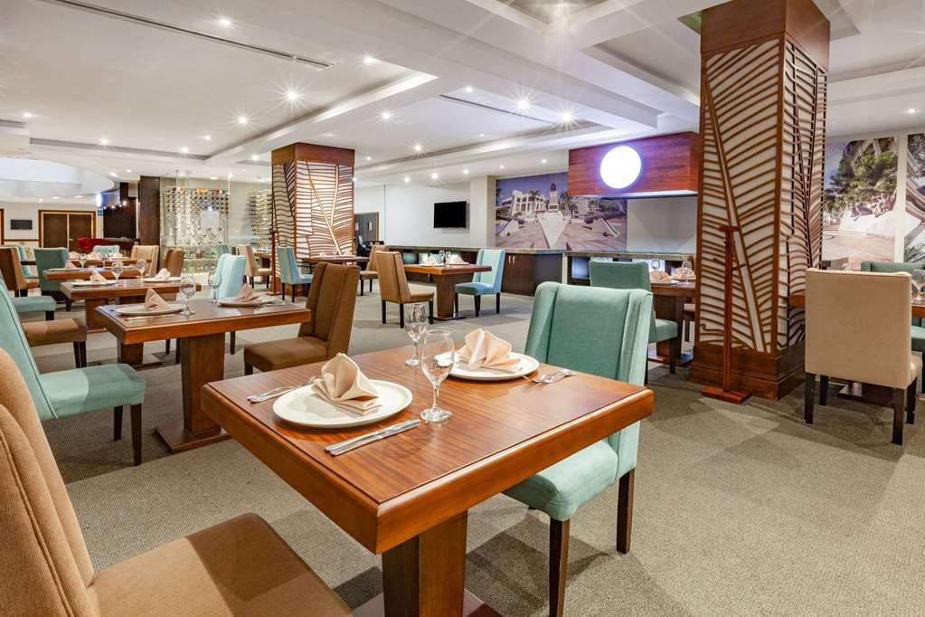 Tryp Guayaquil Hotel Restaurant photo